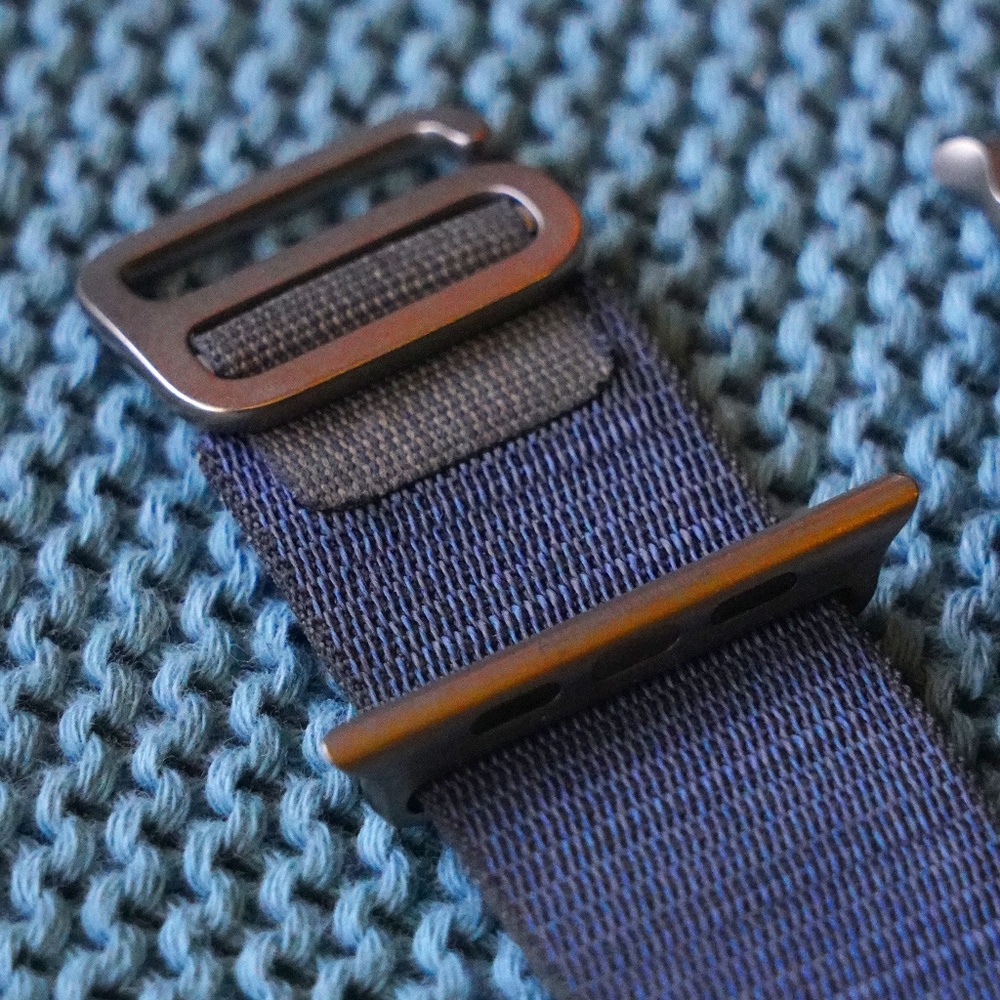 Apple Alpine Loop Band,  49mm – M, Titanium -- Excellent Condition & Authentic!